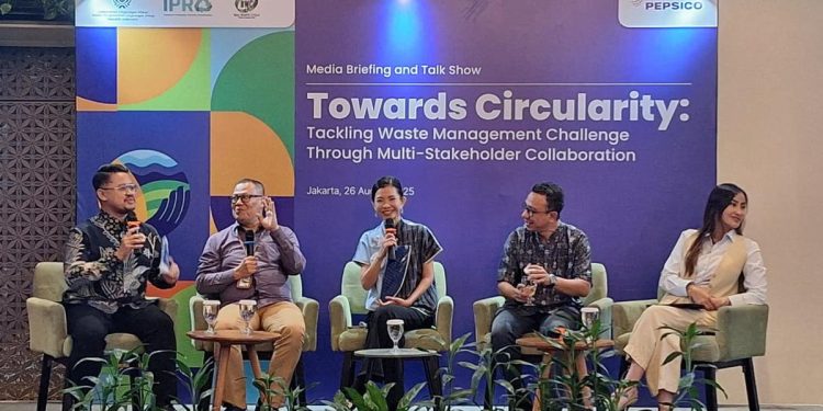 TPA Diprediksi Penuh 2028, Sampah Plastik Ancaman Kesehatan Masyarakat