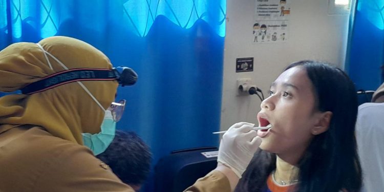 Cek Kesehatan Gratis Perlu Dipikirkan Cara Jangkau Anak Putus Sekolah