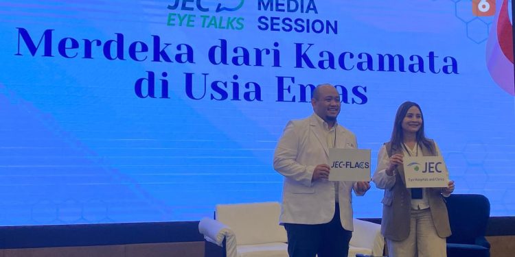 2,1 Miliar Orang Terancam Presbiopia, Apa Itu Kondisi Tersebut?