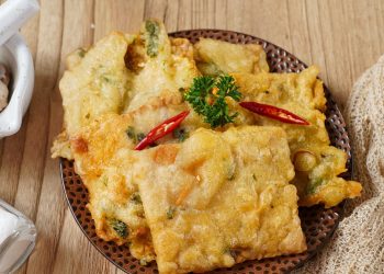 Mendoan Tetap Kriuk Tanpa Baking Powder Simak Trik Ini