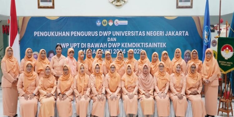 Dharma Wanita Persatuan UNJ Dikukuhkan Bersama 95 Institusi Perguruan Tinggi dan LLDIKTI se-Indonesia