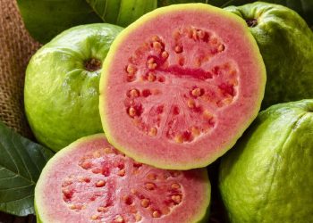 9 Buah Sumber Kalsium yang Meningkatkan Kekuatan Tulang di Usia 50-an