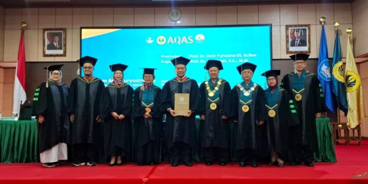 Pimpinan BPK Raih Gelar Doktor setelah Pertahankan Disertasi