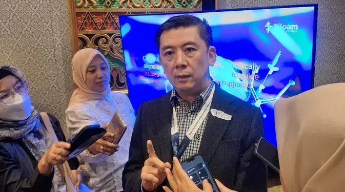 Teknologi Robotik Meningkatkan Keamanan Bedah Saraf Tanpa Menggantikan Dokter
