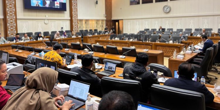 RUU PPMI: Baleg DPR Terima Masukan dari Perwakilan Pekerja Migran Indonesia 8 Negara