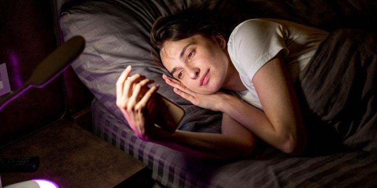 Sleep Call Tidak Selalu Romantis dan Berpotensi Berbahaya bagi Kesehatan