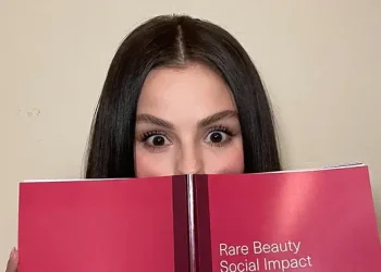 Pengaruh Kecantikan terhadap Kesehatan Mental Menurut Selena Gomez