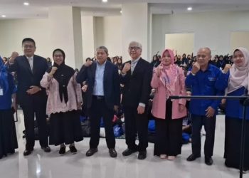 697 Mahasiswa Baru Jalani PKKMB 2025, Harapan Rektor Terhadap Mereka