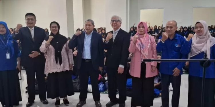 697 Mahasiswa Baru Jalani PKKMB 2025, Harapan Rektor Terhadap Mereka