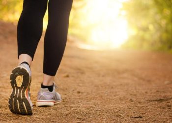 Manfaat Berjalan Kaki Pagi dan Sore untuk Menurunkan Berat Badan yang Berbeda