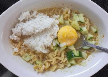 5 Cara Buat Mi Instan Sehat Tanpa Mengurangi Nikmatnya