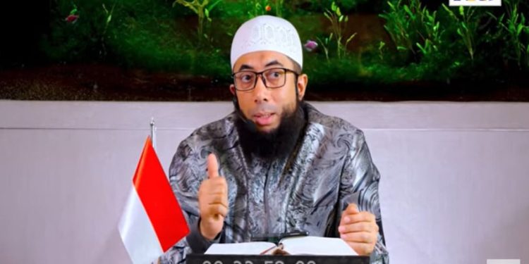 Riwayat Pendidikan Ustaz Khalid Basalamah dan Saksi Fakta Korupsi Kuota Haji Kemenag
