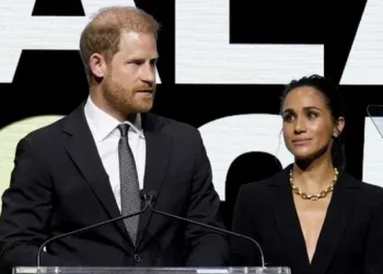 Reaksi Pangeran Harry terhadap Kritikan Kunjungan Meghan Markle di Paris Fashion Week