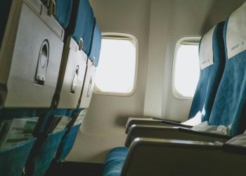 Aturan Baru Maskapai Kanada, Penumpang Harus Bayar Tambahan untuk Kursi Direbahkan