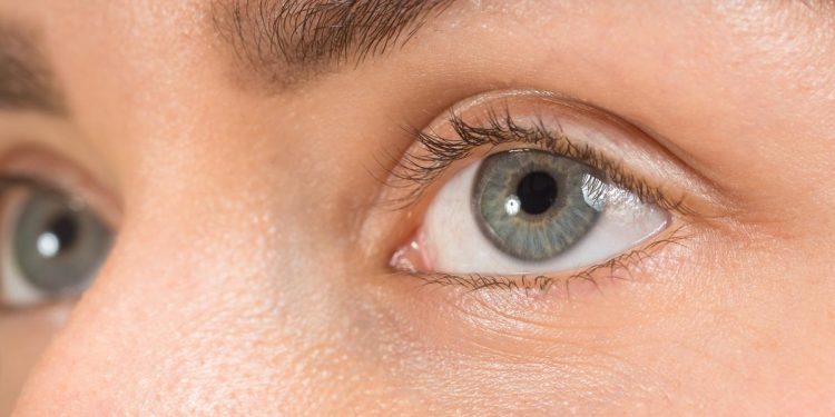 9 Tanda Kolesterol Tinggi di Mata yang Perlu Diwaspadai