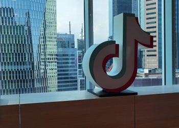 Cabut Pembekuan TikTok, Janjikan Pengawasan Digital Lebih Ketat