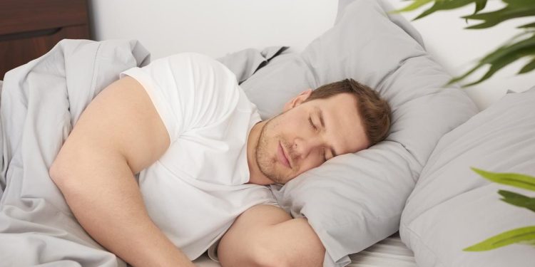 Reaksi Tubuh Saat Mimpi, Pahami Fenomena di Balik Gangguan Perilaku Tidur REM