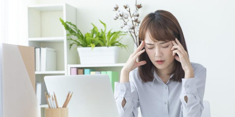 Produktivitas Tetap Terjaga Meski Sakit Kepala Berat dan Nyeri Menghantui