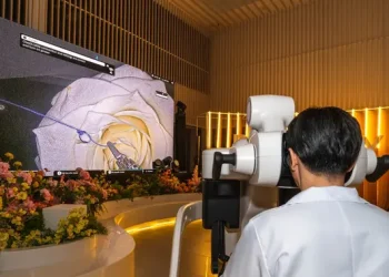 Inovasi Bedah Robotik untuk Kesehatan Reproduksi Perempuan