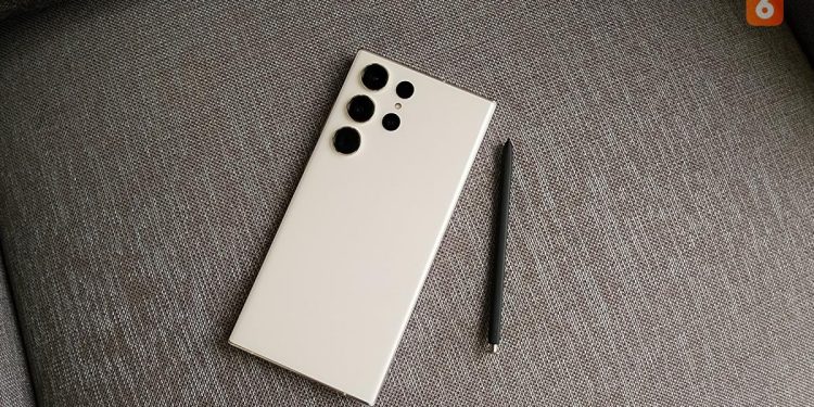 Pembaruan One UI 8.0 untuk Galaxy S23 Tertunda, Ini Penyebabnya