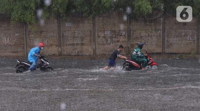Gubernur Ungkap Penyebab Banjir di Kemang: Tanggul Retak dan Kali Krukut Meluap
