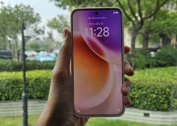 Vivo X300 Series Meluncur di Shanghai dengan Kamera 200MP ZEISS dan Chip Dimensity 9500