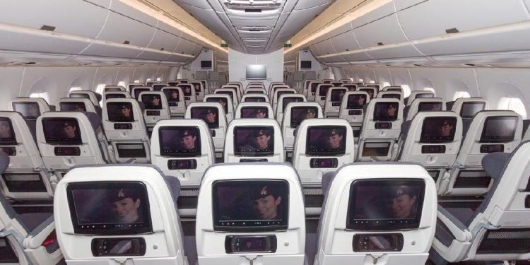 Mengapa Pesawat Tetap Terbang Meski Hanya Mengangkut Satu Penumpang