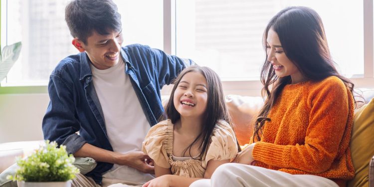 Anak Ingin Berbicara, Orangtua Perlu Mendengar Bukan Memberi Penilaian