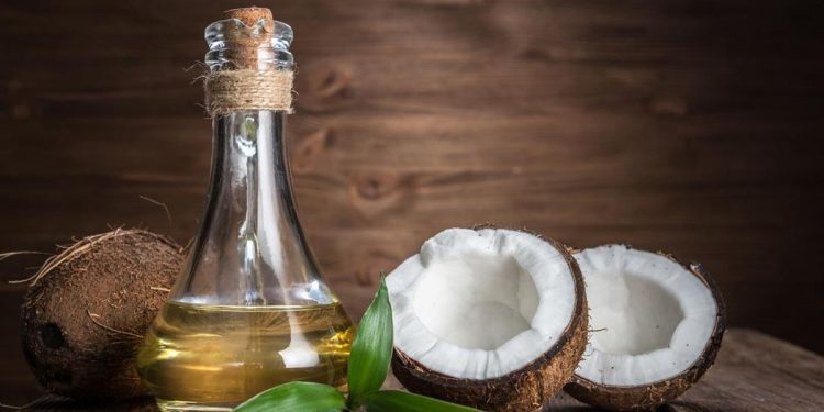 5 Manfaat Minyak Kelapa bagi Kesehatan dan Kecantikan
