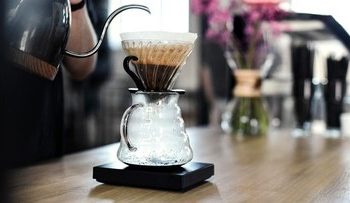 6 Cara Praktis Agar Ngopi Pagi Lebih Nikmat dan Sehat