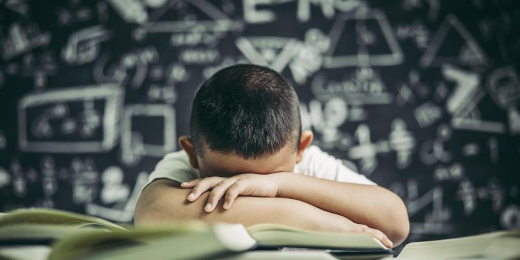 Cegah Bunuh Diri di Kalangan Pelajar Melalui Pembangunan Sistem Deteksi Dini