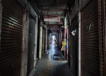 Bertahan Kuat di Lorong Gelap dan Sunyi Pasar Tanah Abang