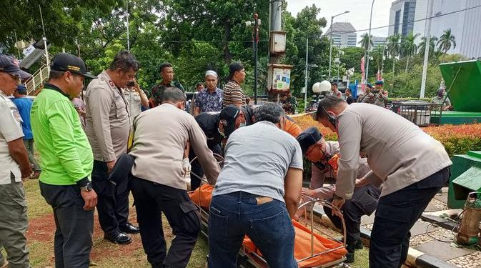 Mayat Pria Ditemukan dalam Bak Kontrol Pompa Air Patung Kuda Arjuna Wijaya
