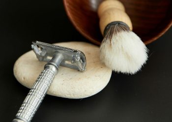 6 Alat Cukur Kumis dan Jenggot Elektrik dan Mini yang Perlu Dipertimbangkan