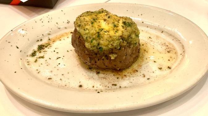 Menguasai Seni Sizzle untuk Hidangkan Steak Sempurna di Piring Panas