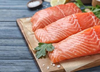 Ikan Terbaik untuk Diet dan Menurunkan Berat Badan Menurut Rekomendasi Ahli Gizi