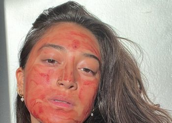 Bahaya Menstrual Masking, Tren Viral Menggunakan Darah Haid untuk Perawatan Kecantikan