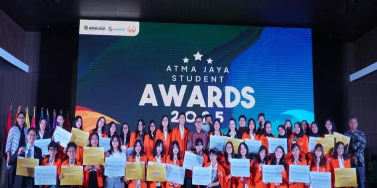 Universitas Rayakan Kreativitas dan Prestasi Mahasiswa