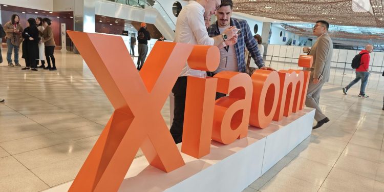 Xiaomi Tidak Siapkan HP Trifold, Nomor Model 2608BPX34C Masih Teka-teki