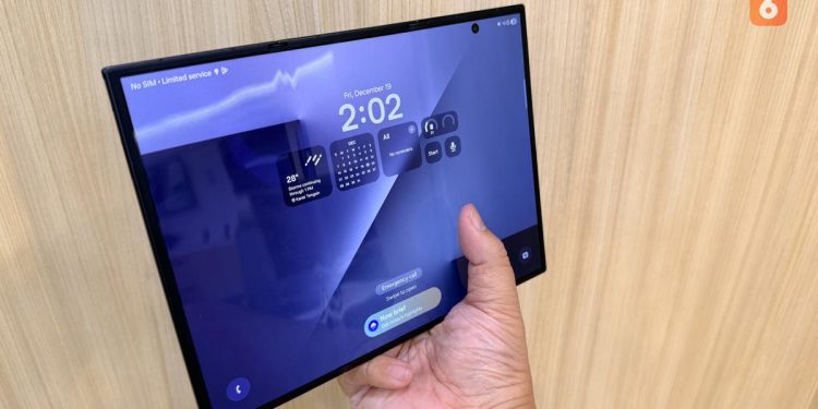 Kapan HP Galaxy Z Trifold Hadir di Indonesia? Ini Penjelasan Terbaru