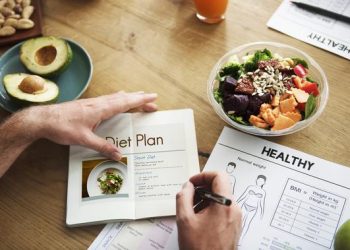 Daftar 8 Makanan Menenangkan untuk Mengatasi Stres Secara Alami