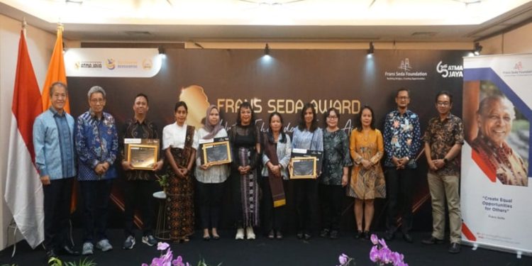 Penghargaan Frans Seda 2025 untuk Dua Srikandi di Pendidikan dan Kemanusiaan