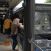 Daftar Bank untuk Perpanjang Kartu Gratis Transjakarta MRT dan LRT