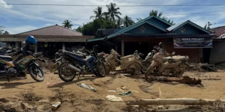 Bantuan Berbasis Perguruan Tinggi untuk Bencana Banjir di Sumut oleh Kemendikbudristek