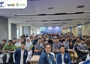 Seminar Kepemimpinan Berdaya Melalui Literasi Keuangan untuk Calon Pemimpin Muda di MNC University