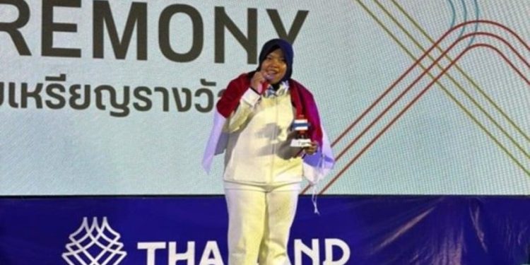Anjani Dwi Apriliah Mahasiswa Unesa Sukses Raih Medali Perunggu di SEA Games 2025