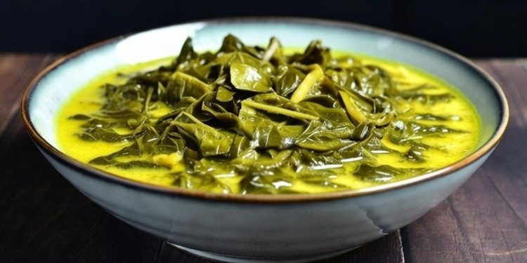 6 Resep Lezat dan Mudah Mengolah Daun Singkong dengan Bumbu Kuning