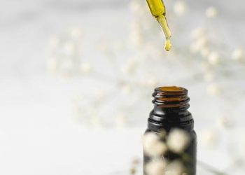 Bagaimana Alfa Arbutin Membantu Mencerahkan Kulit Menurut Penjelasan Dermatolog