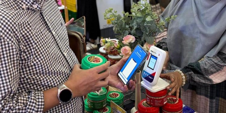 Digitalisasi UMKM Melalui Inovasi QRIS Tap di 9 Kota pada NumoFest 2026