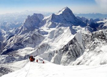 Skandal Penipuan Helikopter Penyelamat Pendaki Himalaya di Nepal Heboh